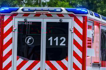 Tragischer Crash auf A100: 22-Jähriger stirbt noch am Unfallort