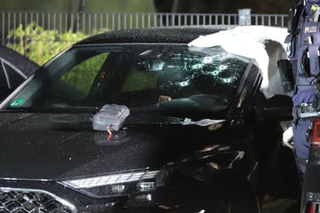 Köln: Schüsse auf Auto in Köln: Mann schwer verletzt