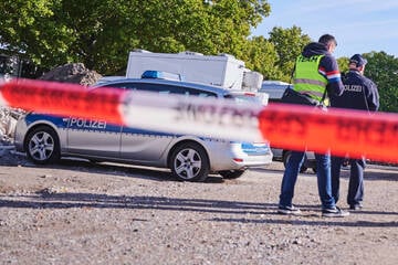 Berlin: Streit in Berlin-Mitte droht zu eskalieren, dann zieht ein Mann eine Waffe