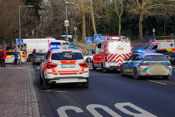 Messerattacke: Messerangriff auf Kindergarten-Gruppe: Junge (†2) und Helfer tot!