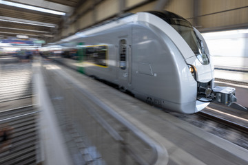 Chemnitz: Sie sollten schon 2023 kommen: Auslieferung moderner Züge für Chemnitz-Leipzig wieder verschoben