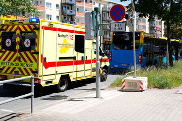 Nach Busunfall in Chemnitz: Frau stirbt im Krankenhaus