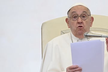 Pope Francis slams "invader arrogance" in Palestine and Ukraine