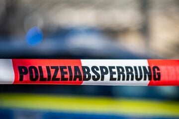 Polizeieinsatz in Zwickau: Beamte finden toten Mann (†54)