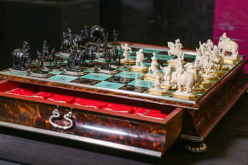Dresden: Einzigartig! Staatliche Kunstsammlungen zeigen edles Schachspiel der Barock-Zeit