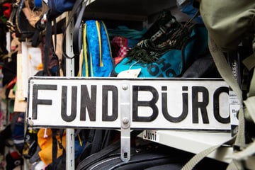 München: MVG versteigert Fundsachen: Schnäppchenjäger aufgepasst, diese Raritäten sind dabei