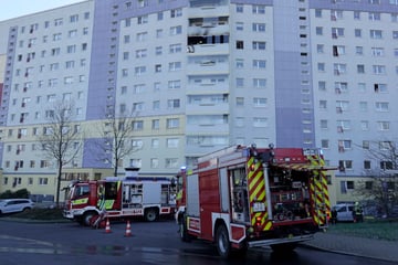 Chemnitz: Feuer in Chemnitzer Wohnblock ausgebrochen