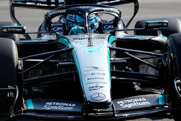 Formel-1-Krimi! Russell zittert sich in Baku zum Sieg, Wunderkind Antonelli Fünfter