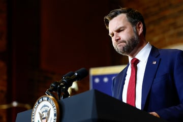 Vance refuses to answer questions on Iran war: "I don't want to go to prison"