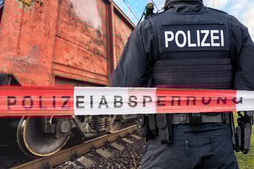 Todesdrama am Männertag: 19-Jähriger klettert auf Güterwagon und stirbt auf grausame Weise