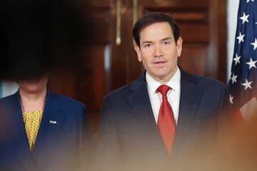 Rubio reaches out to China as Iran threatens to close vital Strait of Hormuz