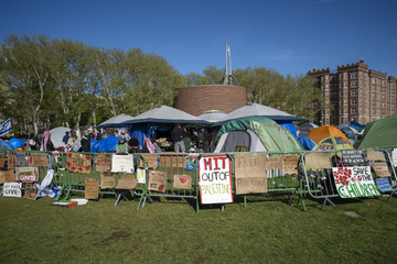 Gaza solidarity encampments at MIT and UPenn hit with pre-dawn raids by cops