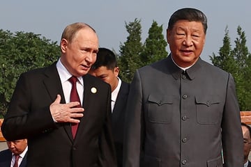 Xi and Putin discuss immortality and organ transplants in bizarre hot mic moment
