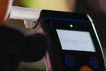 Bis nach Hause verfolgt: "Hilfssheriff" zieht Promille-Fahrer aus Verkehr