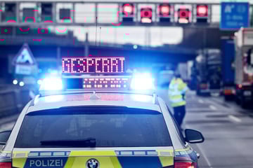 Unfall A9: Unfall auf A9: Hubschrauber im Einsatz, Spuren gesperrt