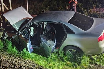 Zugverkehr unterbrochen: Fünf Schwerverletzte nach Unfall