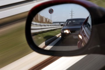VW-Fahrerin auf A72 ausgebremst und abgedrängt: Polizei sucht nach Zeugen