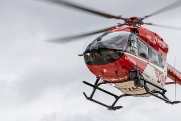 Unfall beim Überholen: Erwachsene und Mädchen (1) verletzt