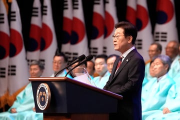 South Korea president vows to build "military trust" with North