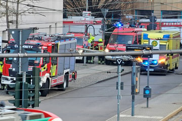 Chemnitz: Feuerwehreinsatz in Chemnitzer Innenstadt: Stinke-Alarm im Tietz