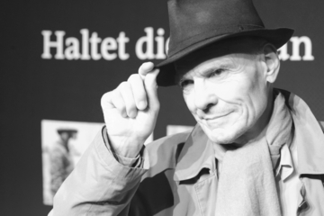 Molti lo conoscono dalla scena del crimine: l'attore Hans-Peter Hallwachs (84) è morto