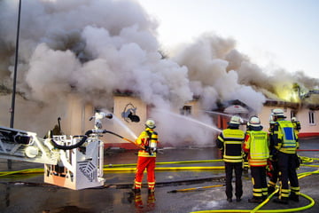 Gaststätte brennt vollständig aus: Sechsstelliger Schaden