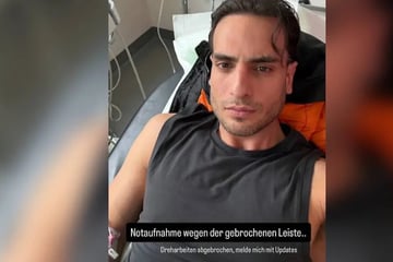 "Dreharbeiten abgebrochen": GZSZ-Star Timur Ülker meldet sich mit Foto aus der Notaufnahme