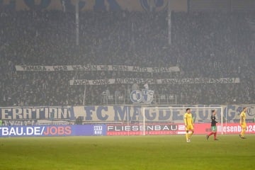 "Tamara, wir wissen, wo dein Auto steht": FCM-Fans kassieren Strafanzeige mit Droh-Banner