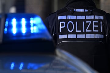 Mann fliegt nach Streit aus Kneipe, kommt mit Waffe zurück: Großer Polizeieinsatz in Bad Kreuznach