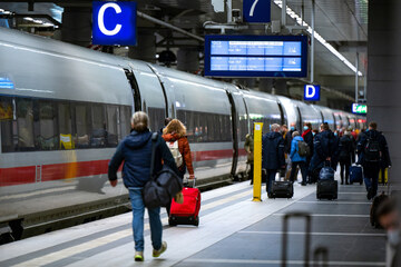 Deutsche Bahn erleichtert Reisen nach Hamburg und Sylt!