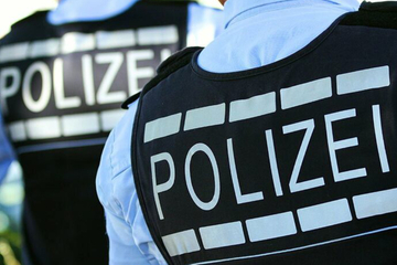 Chemnitz: Falsche Polizisten in Chemnitz unterwegs: Betrüger stehlen mehrere tausend Euro