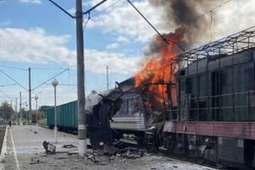 Ukraine-Krieg: Dutzende Verletzte nach Beschuss von ukrainischem Bahnhof
