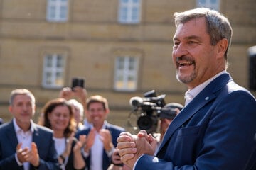 Söder will alle Corona-Bußgeldverfahren einstellen und großes Ankerzentrum in München