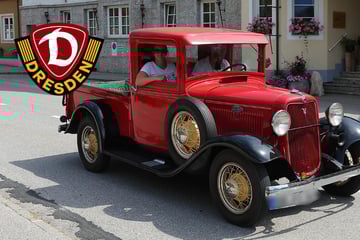 Hingucker im Dynamo-Trainingslager: Fans reisen mit diesem Oldtimer an