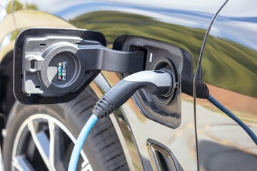 Wyoming Republicans introduce bill to ban electric car sales