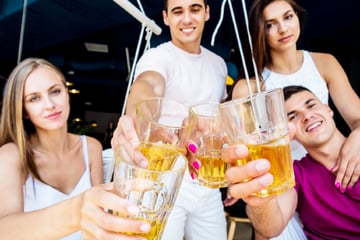 Trinken ist Out: Wieso junge Menschen Alkohol zunehmend ablehnen