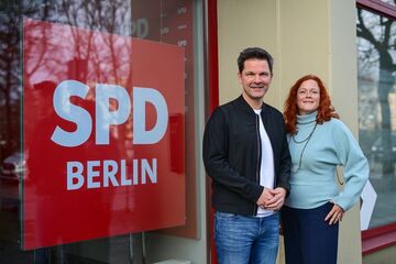 Berliner SPD stimmt für Koalitionsgespräche mit Linke und Grünen