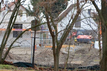 Zwangspause für Bagger: Erneut Baustopp am Störmthaler See!