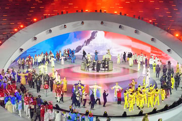 Olympia 2026 im Ticker: Delegationen strömen in die Arena von Verona