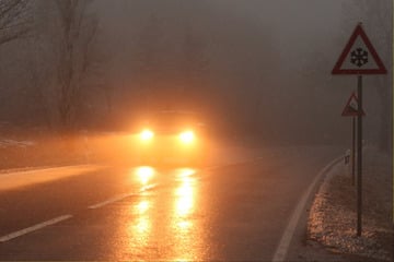 Unfälle in der Nacht, aber Aufatmen in Sachsen: Wetterdienst hebt höchste Glatteis-Warnstufe auf
