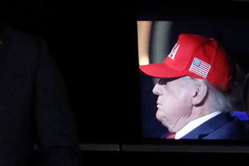 Ukraine-Krieg: Trump für Einfrieren des Frontverlaufs in der Ukraine