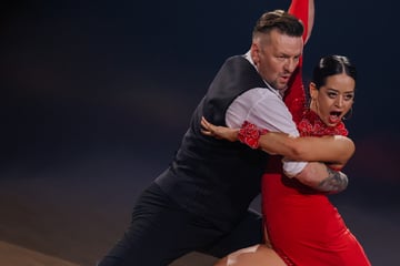 Let's Dance: Schock kurz vor Finale! "Let's Dance"-Star wegen Halsverletzung im Krankenhaus