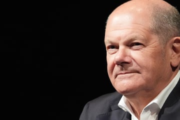 Köln: Olaf Scholz, Jogi Löw und Co.: Diese Promis sorgen für ungewöhnliche Lesungen bei der Lit.Cologne