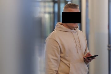 Er schlug sogar Löcher in die Wand: Viktor prügelte seine Freundin krankenhausreif