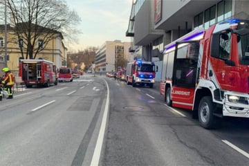 Brennender Audi in Tiefgarage: City Center Landshut evakuiert