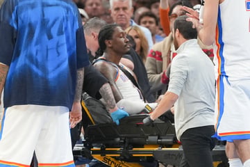 Horror-Verletzung in der NBA! Teamkollegen können nicht hinsehen, Superstar weint