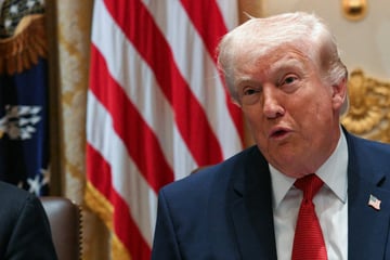 Trump denies "begging" for Iran deal: "I'm the opposite of desperate"