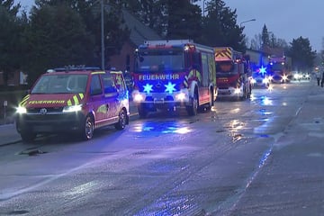 Wohnwagen fängt Feuer: Rund 150.000 Euro Schaden!