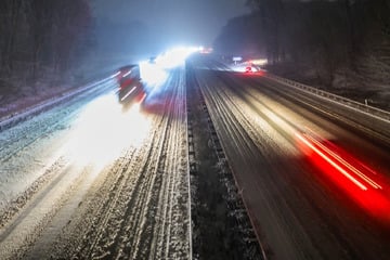 Unfall A2: Sechs Unfälle an einem Abend! Schnee macht A2 zur Rutsch-Piste