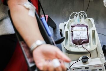 Blut-Versorgung von Erkrankten bald gefährdet? Ohne Spenden "kippt die Lage"